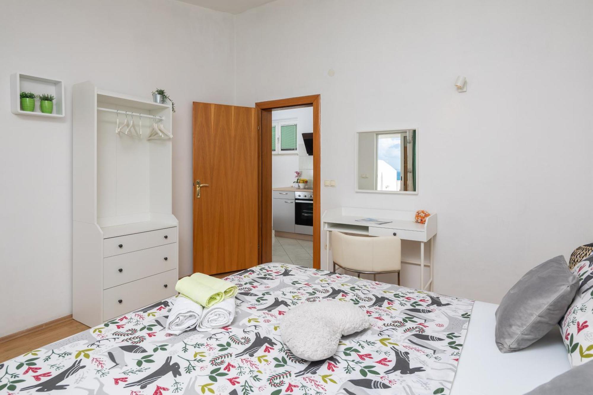 Sky Way Apartments Dugi Rat Extérieur photo